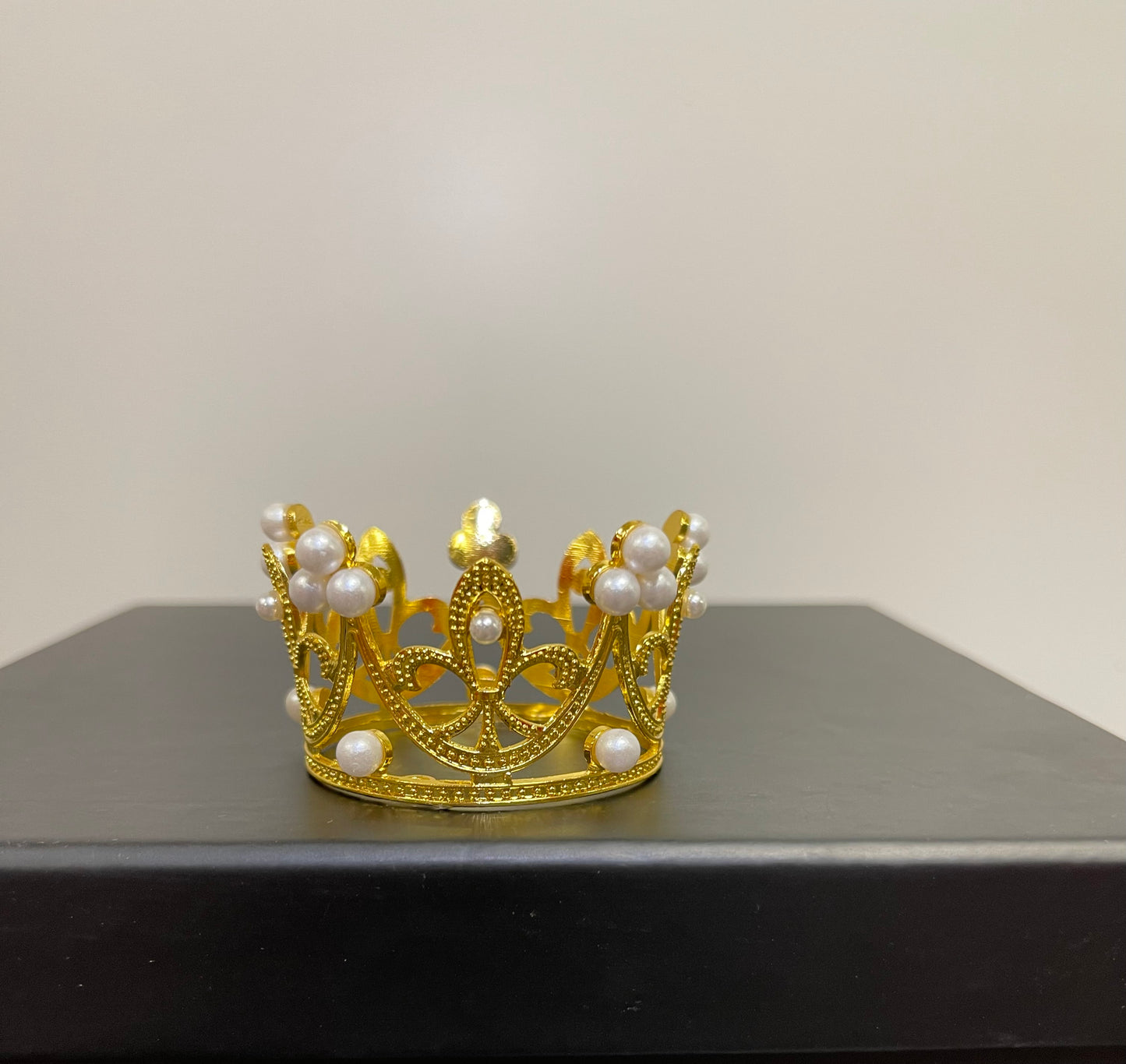 mini pearl round crown
